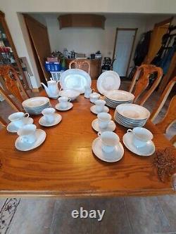 Fairfield Porcelain Dinnerware Pattern Symphony Butterfly Floral 45 Pieces