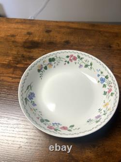 Farberware English Garden 1993 225A Dinnerware Set Service for 10, 57 Pieces