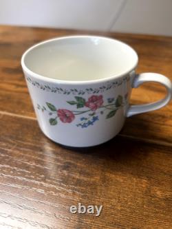 Farberware English Garden 1993 225A Dinnerware Set Service for 10, 57 Pieces