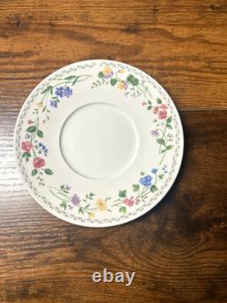 Farberware English Garden 1993 225A Dinnerware Set Service for 10, 57 Pieces