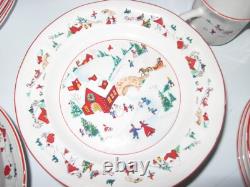 Farberware White Christmas 1995 Holiday 44 Piece Set #391 signed DINNERWARE NEW Farberware White Christmas 1995 Holiday 44 Piece Set #391 signed DINNERWARE NEW