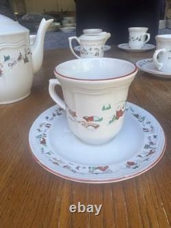 FarberwareWhiteChristmas'95 Dinnerware Set 41-pc Katherine Bukovskiy Mugs Bowls