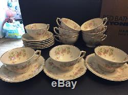 Federal Shape Syracuse China Dinnerware Set 57 pieces. Beautiful Floral design