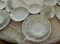 Fine China of Japan Springtime #326 Dinnerware Set for (12) 5 Serving Dishs 9-5