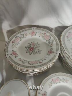 Fine china sets for 8