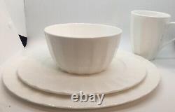 Fitz And Floyd Neveah White Bone China Scalloped 4 Piece Dinnerware Set For One