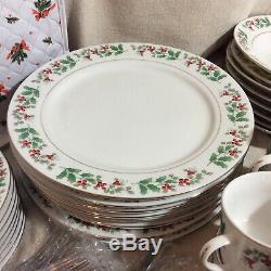 GIBSON 40 Piece Dinnerware Set + 40 Piece Flatware Set Christmas Holly & Berry