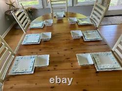 Gibson Cape Coral Embossed Coastal Starfish Border 24 Piece Dish Set Dinnerware