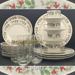 Gibson Everyday Christmas Time 24 Piece Dinnerware for 4 1997-2014 Made In China