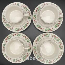 Gibson Everyday Christmas Time 24 Piece Dinnerware for 4 1997-2014 Made In China