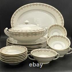 HW Crown Bohemian Rose Vines Dinnerware 21pc for 6 Made in Czechoslovakia