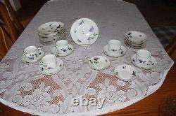 Haviland CFH/GDM Antique Porcelain Dinnerware Grouping 28 Pieces Lilac Pattern