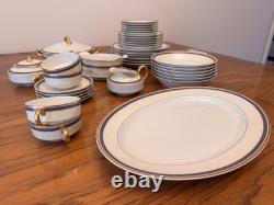Haviland & Co. Grecian Porcelain China White/Blue/Gold Key Pattern 1840s France