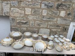 Hutschenreuther Selb Bavaria Germany Antique Dinnerware Set 12 Person 77 Piece