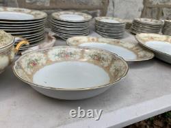Hutschenreuther Selb Bavaria Germany Antique Dinnerware Set 12 Person 77 Piece