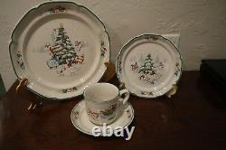 International China COUNTRY CHRISTMAS Dinnerware20 PiecesService for 5