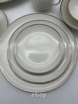 Ivonne by Noritake (7522) 79 piece set