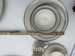 Ivonne by Noritake (7522) 79 piece set