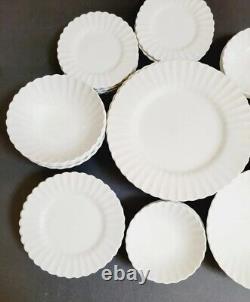 J. G. Meakin Classic White Plates Bowls Serving Pieces Set of 42 Pieces L2578