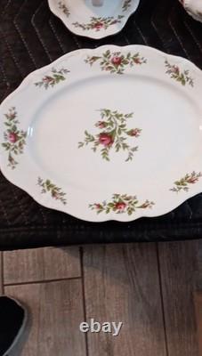 Johann Haviland Traditions Fine China Dinner Set Floral Porcelain White Pink