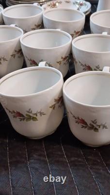 Johann Haviland Traditions Fine China Dinner Set Floral Porcelain White Pink