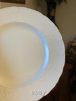 Johnson Brothers Richmond White Place Setting / 19 Pcs