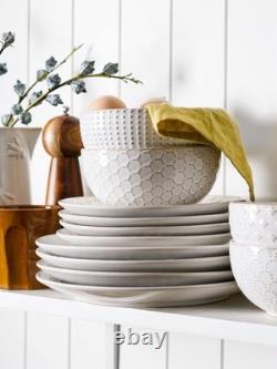 LE TAUCI 16 Piece Dinnerware Set, Arctic White, Stoneware Plates and Bowls Wi