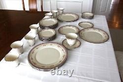 Lenox Amethyst China 8 Plate Settings 5 Pieces in Mint Condition/Displayed Only
