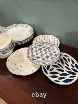 Lenox Blue Bay 12-Piece Porcelain Dinner Set White Blue Plates Bowls
