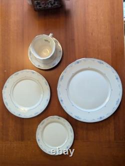Lenox Carolina 5-Piece Dinner Set Service For 13, Plus Serving Pieces