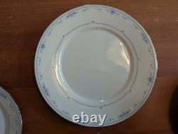 Lenox Carolina 5-Piece Dinner Set Service For 13, Plus Serving Pieces