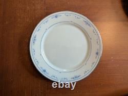 Lenox Carolina 5-Piece Dinner Set Service For 13, Plus Serving Pieces