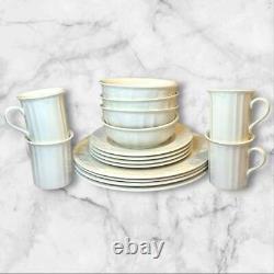 Lenox Casual Elegance 16pc Dinnerware Set White Great Cond Gently Used