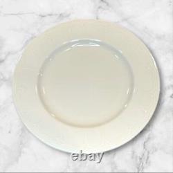 Lenox Casual Elegance 16pc Dinnerware Set White Great Cond Gently Used