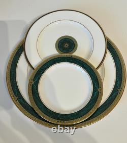 Lenox Classic Edition Collection Dinnerware 5pc Place Settings Service for 4