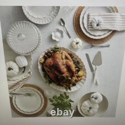 Lenox French Perle Scallop 12-Piece Dinnerware Set White
