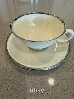Lenox Montclair B501 Platinum Trim Service for 8 48 Pc Dinnerware Set