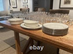 Lenox Solitaire Ivory withPlatinum Trim Dinnerware Service for 12 (60 piece)