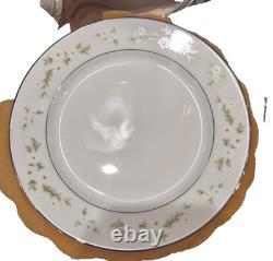 Luxury Complete 48-Piece Vintage Hutschenreuther Selb Bavaria Germany Set