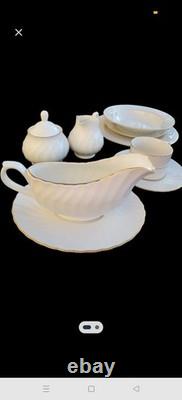 Lynn's Fine China Bone With Gold Rim 60 Piece Serves 12