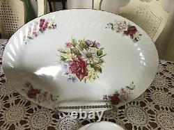 Lynns Fine China Dinnerware Set 8 Place Setting- 45 Pieces FLOWERS