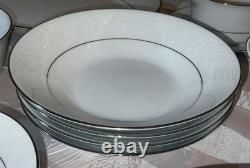 MINT Set for (4) Noritake Tahoe 25 Pcs 2585 Plates Bowls Dishes Service Dinner