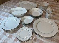 MINT Set for (4) Noritake Tahoe 25 Pcs 2585 Plates Bowls Dishes Service Dinner