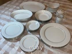 MINT Set for (4) Noritake Tahoe 25 Pcs 2585 Plates Bowls Dishes Service Dinner