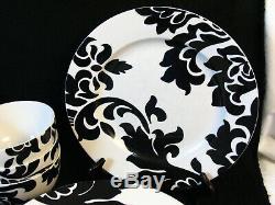 Martha Stewart Dinnerware LISBON Dinner & Salad Plates Cups & Cereal Bowls 25 Pc