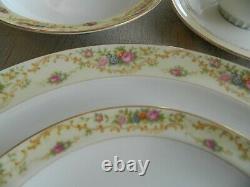 Meito China Windsor Dinnerware Set for (8) with4 Serving Pieces TOTE