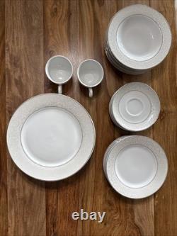 Mikasa Dinnerware Set White Parchment 40-Piece Porcelain Serves 8 Elegant