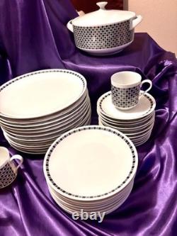 Mikasa Fine China Japan Accent Polka 5590 Mid Century Dinnerware Set Checkered