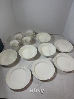 Mikasa French Countryside 16-Piece Dinnerware Set, Service for 4