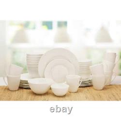 Mikasa Huntington 40-piece Bone China Dinnerware Set # 67 (1759)